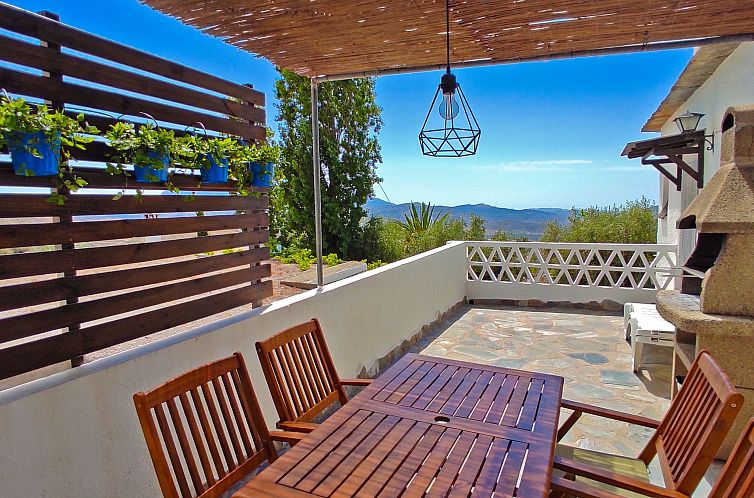 Vakantiehuis Landhaus mit zwei Schlafzimmern in La Alpujarra