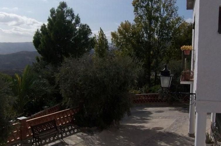 Vakantiehuis Landhaus mit zwei Schlafzimmern in La Alpujarra
