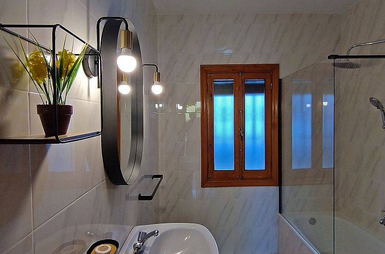 Vakantiehuis Ländliches Haus mit Jacuzzi