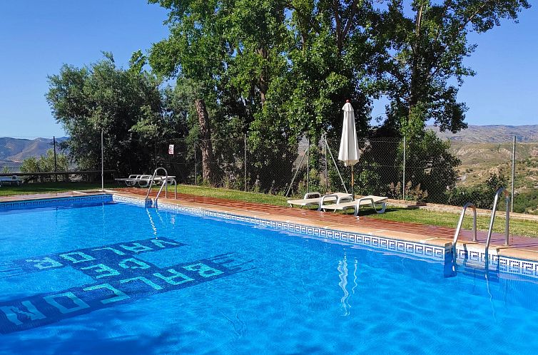 Vakantiehuis Ländliches Haus mit Jacuzzi