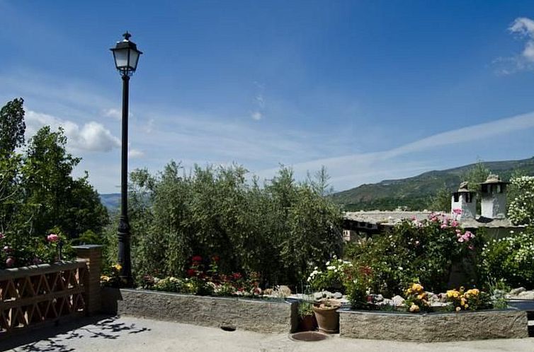 Vakantiehuis Ländliches Haus mit Jacuzzi