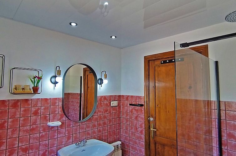 Vakantiehuis Charmantes Haus in Anlage mit Schwimmbad