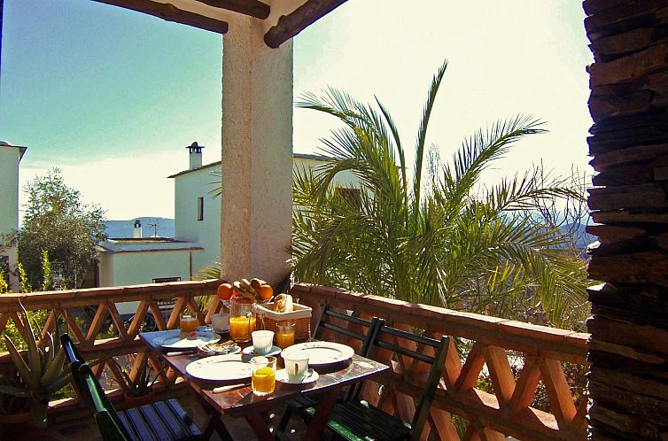 Vakantiehuis Gemütliches Haus in einer Anlage mit Garten un