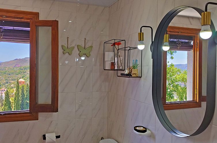 Vakantiehuis Schönes Haus in Anlage mit Schwimmbad