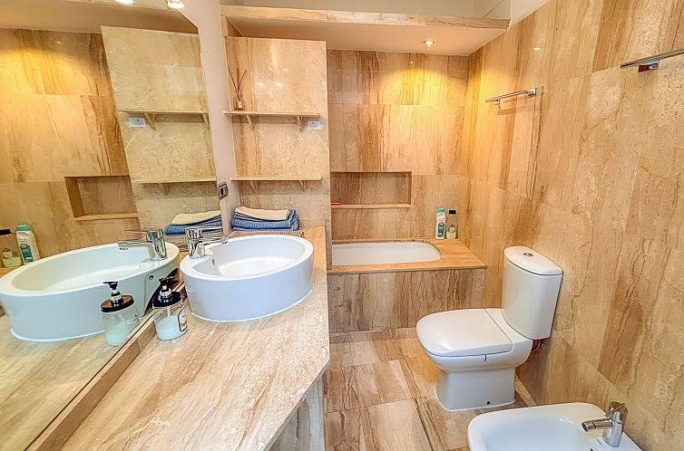 Appartement Helle Dach-Maisonette mit riesiger Terrasse