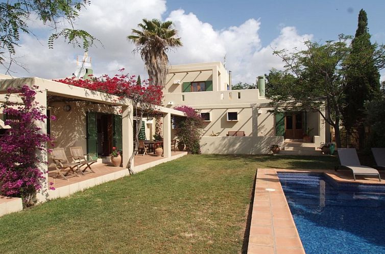 Vakantiehuis Schöne Villa für 6 Personen mit Schwimmbad