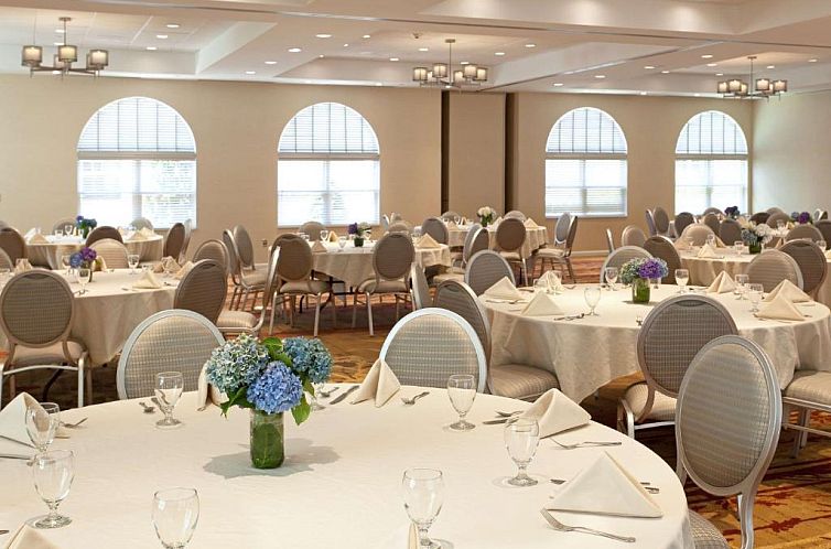 DoubleTree by Hilton Cape Cod - Hyannis