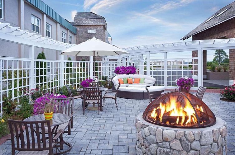DoubleTree by Hilton Cape Cod - Hyannis
