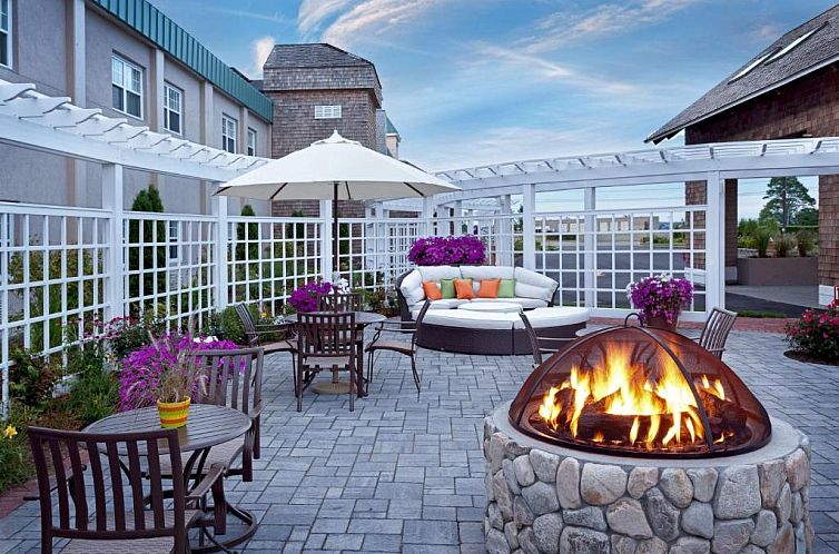 DoubleTree by Hilton Cape Cod - Hyannis