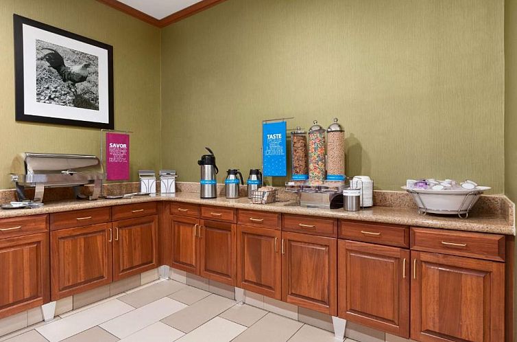 Hampton Inn & Suites Williamsburg Historic District