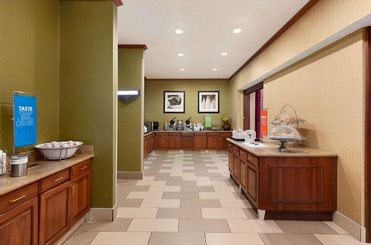 Hampton Inn & Suites Williamsburg Historic District