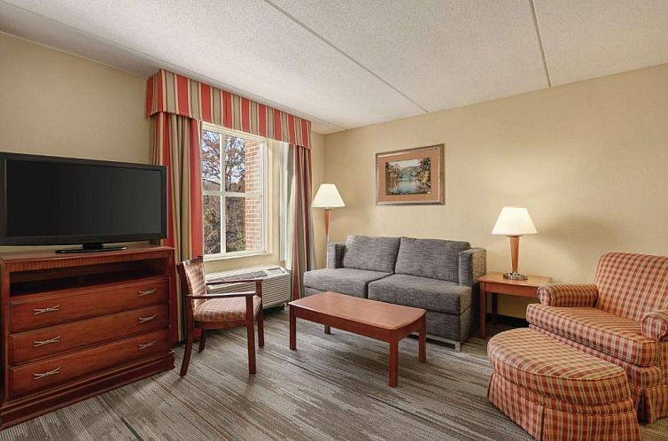 Hampton Inn & Suites Williamsburg Historic District