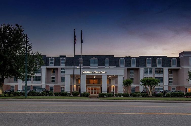 Hampton Inn & Suites Williamsburg-Richmond Road