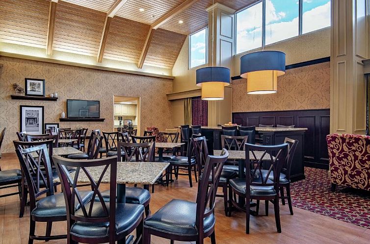 Hampton Inn & Suites Williamsburg-Richmond Road