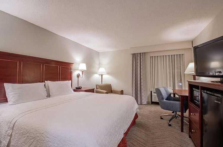 Hampton Inn & Suites Williamsburg-Richmond Road