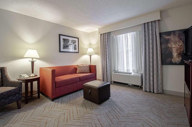 Hampton Inn & Suites Williamsburg-Richmond Road