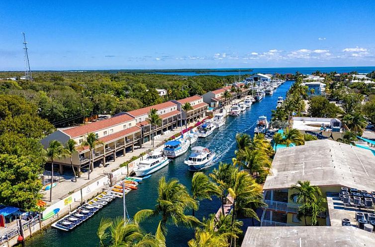 Waterside Suites and Marina