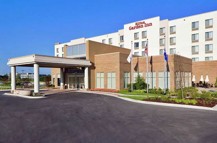 Hilton Garden Inn Lake Forest Mettawa