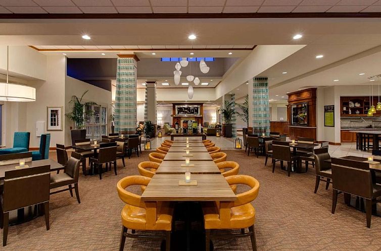 Hilton Garden Inn Lake Forest Mettawa