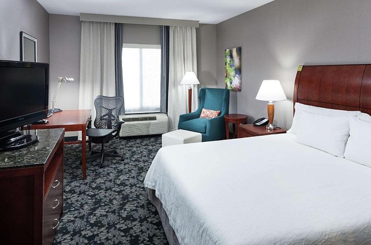 Hilton Garden Inn Lake Forest Mettawa