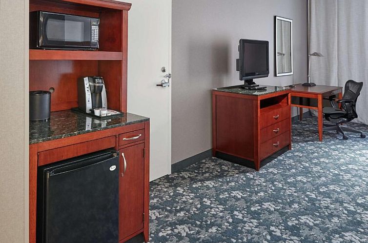 Hilton Garden Inn Lake Forest Mettawa
