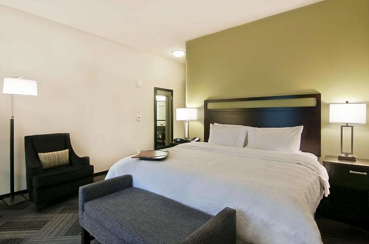 Hampton Inn & Suites Bellevue Downtown/Seattle