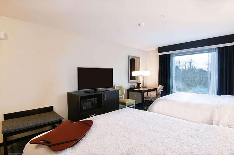 Hampton Inn & Suites Bellevue Downtown/Seattle