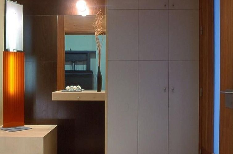 Vakantiehuis Villa con piscina privada, sauna y sala lounge 