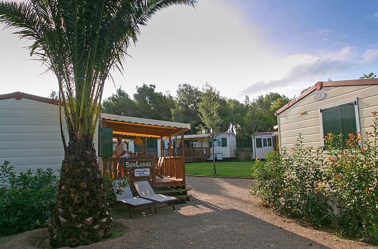 SunLodge Redwood