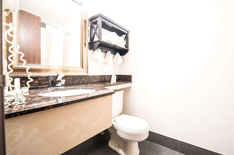 Quality Inn Cromwell - Middletown