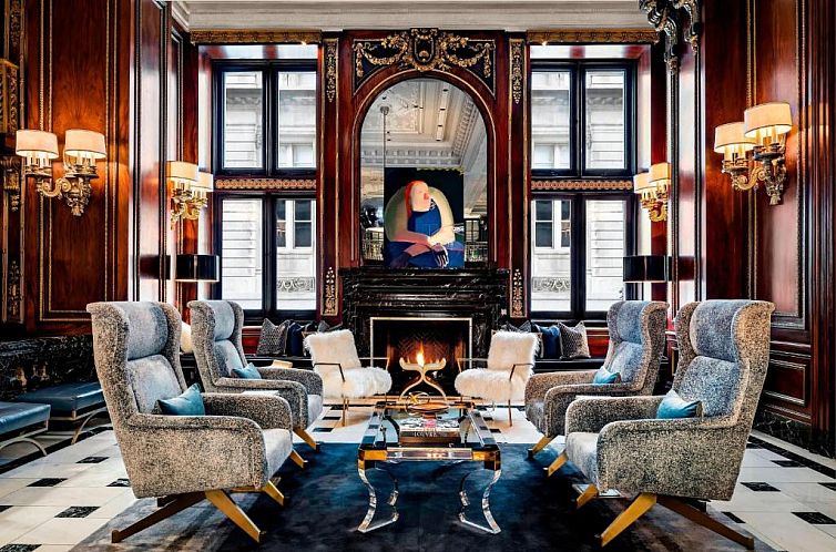 The Blackstone, Autograph Collection