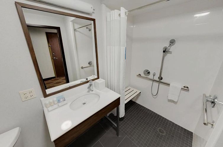 Hampton Inn Majestic Chicago Theatre District