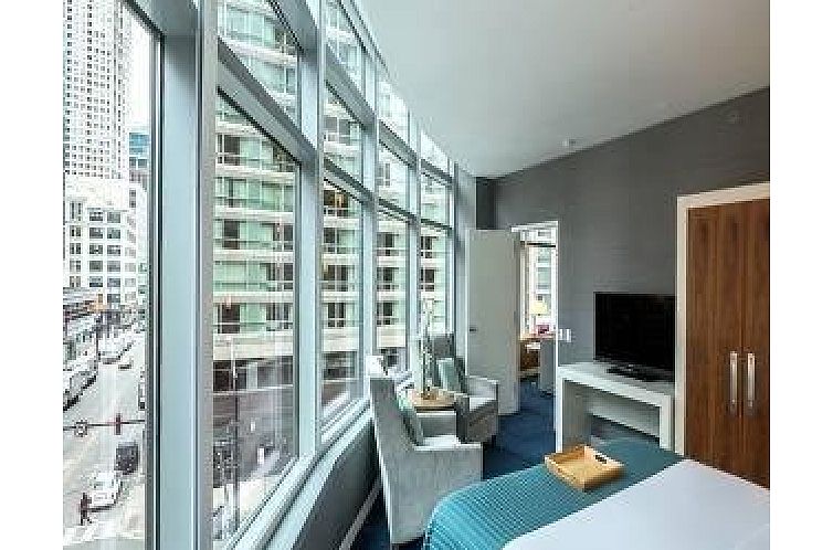 Kinzie Hotel