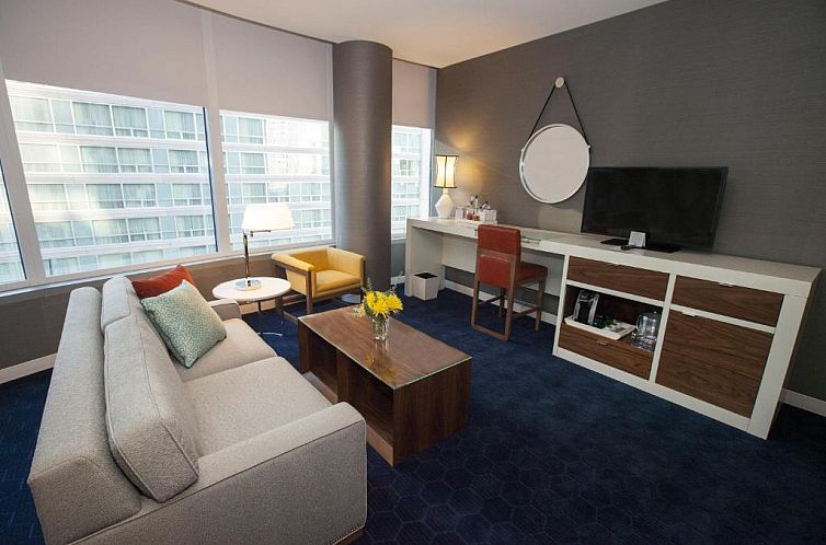 Kinzie Hotel