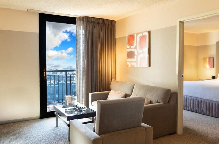 Crowne Plaza - Chicago West Loop, an IHG Hotel