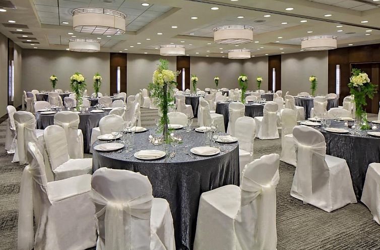 Crowne Plaza - Chicago West Loop, an IHG Hotel