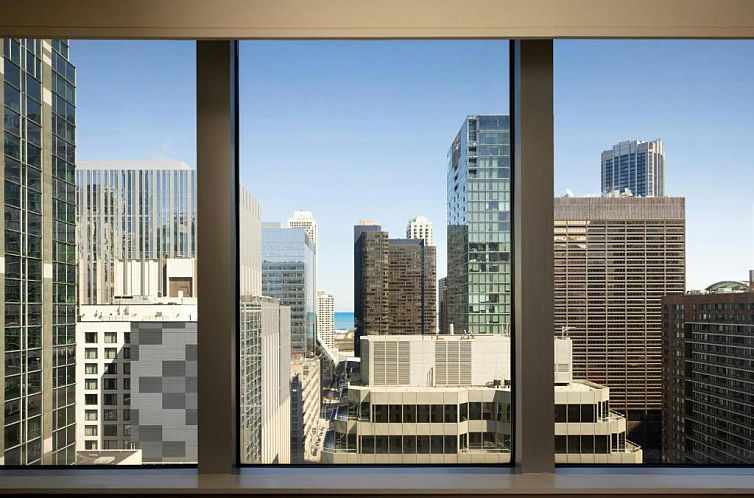 Courtyard Chicago Downtown/Magnificent Mile