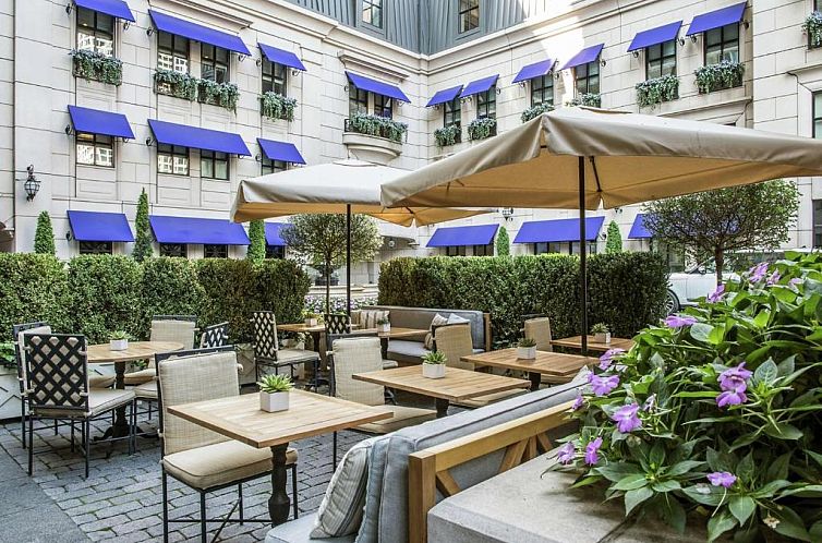Waldorf Astoria Chicago