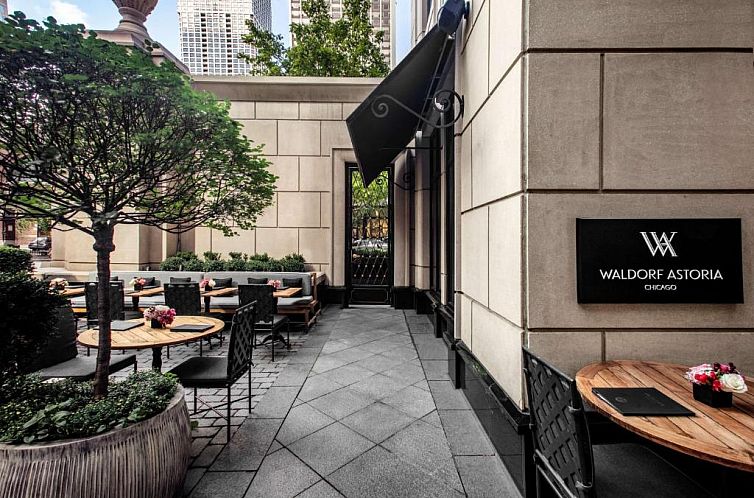 Waldorf Astoria Chicago