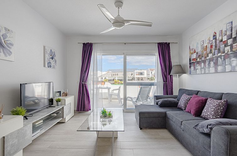 Appartement Parque Don Jose Poolside Retreat