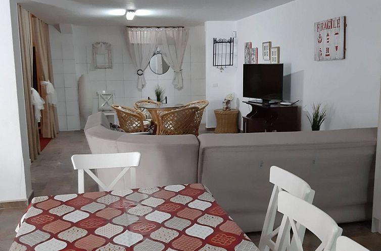Vakantiehuis Geräumiges Haus mit exklusivem Schwimmbad und 