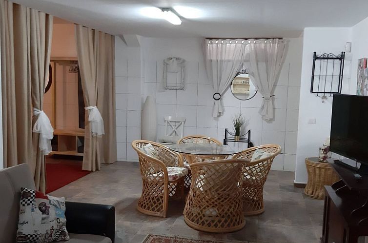 Vakantiehuis Geräumiges Haus mit exklusivem Schwimmbad und 