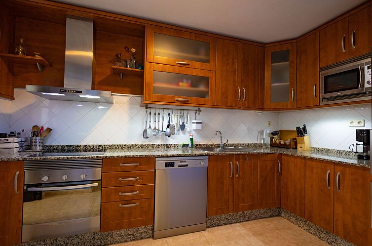 Appartement Komfortable Ferienwohnung in El Turman mit Garte
