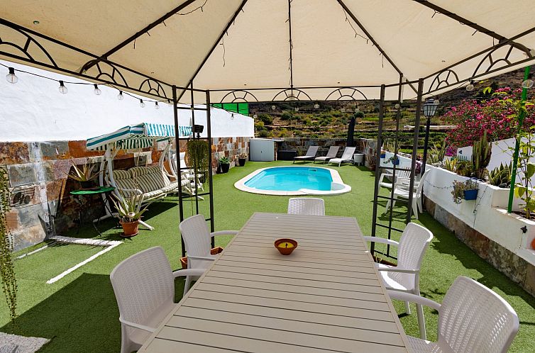 Vakantiehuis Grosses Haus mit eigenem Pool