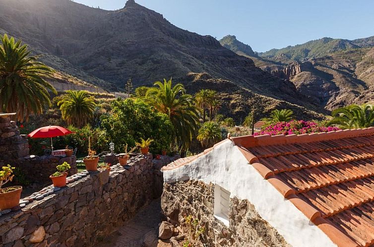 Vakantiehuis in El Risco mit Garten, Terrasse und Grill