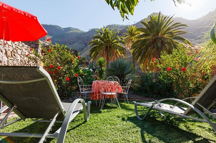 Vakantiehuis in El Risco mit Garten, Terrasse und Grill