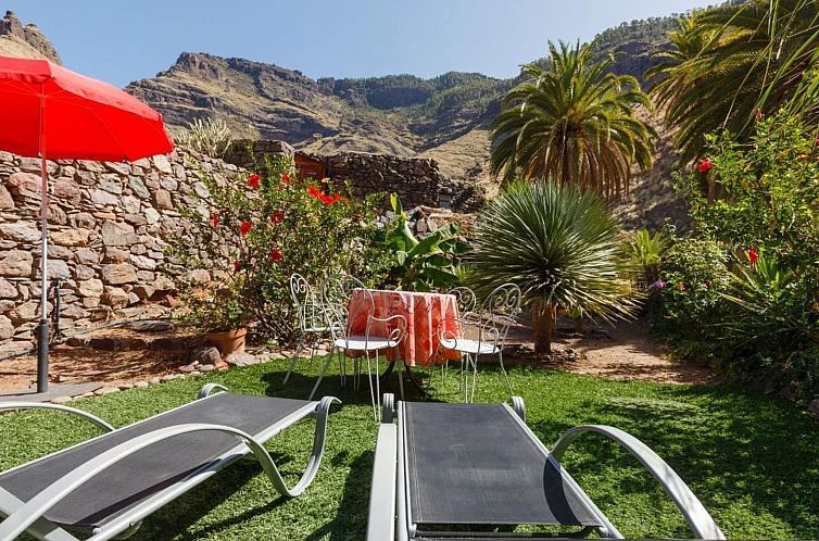 Vakantiehuis in El Risco mit Garten, Terrasse und Grill
