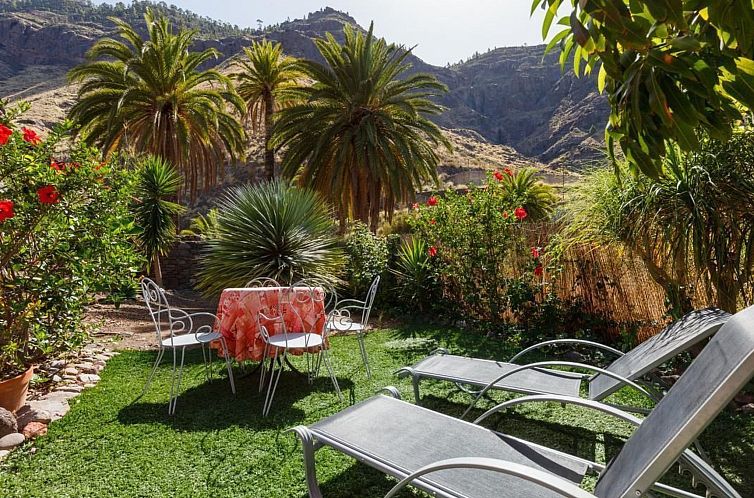 Vakantiehuis in El Risco mit Garten, Terrasse und Grill