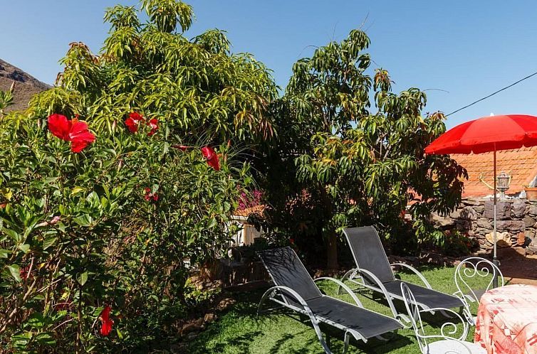 Vakantiehuis in El Risco mit Garten, Terrasse und Grill