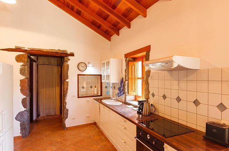 Vakantiehuis Komfortables Ferienhaus mit privatem Pool und i